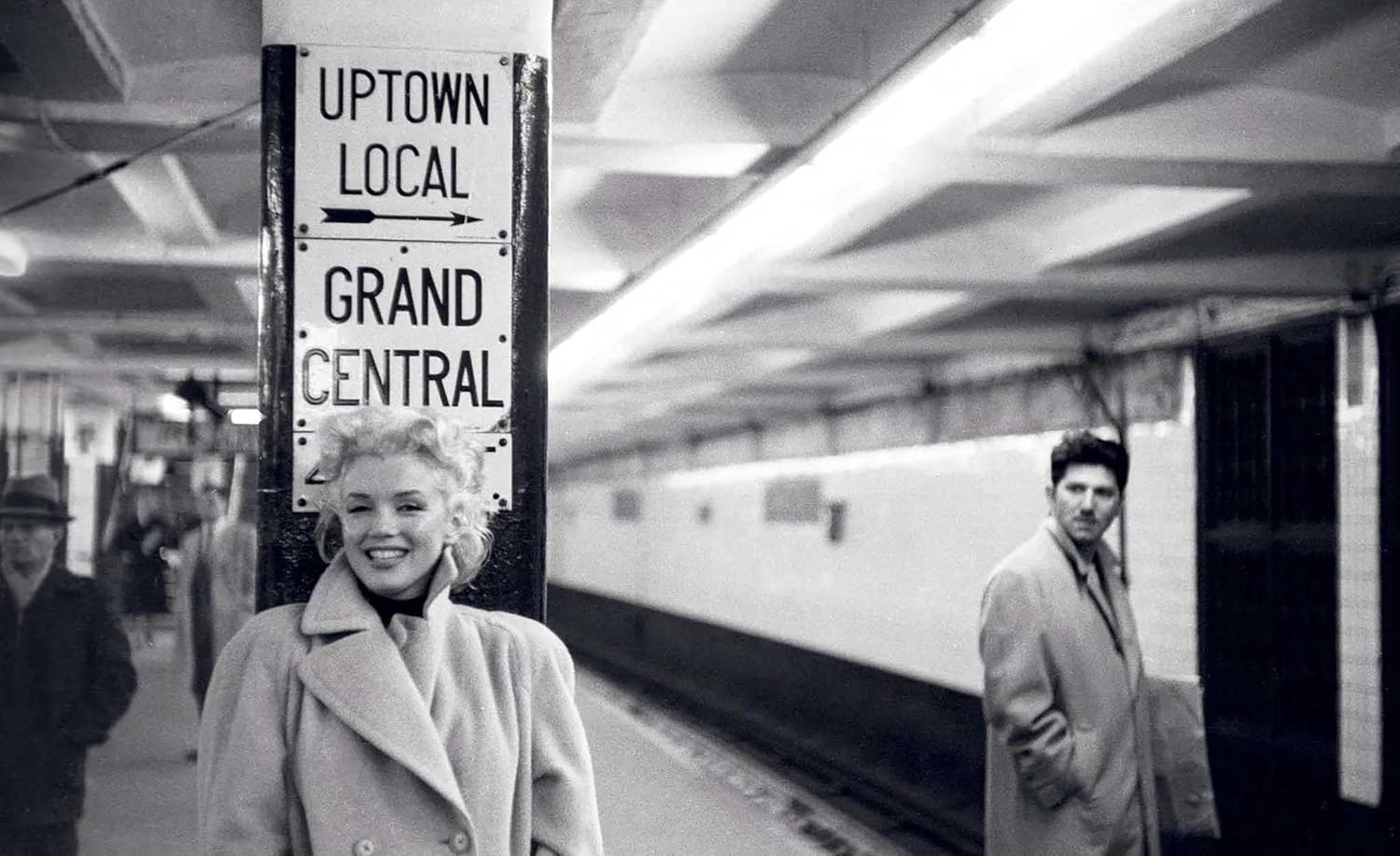 Marilyn Monroe 100 - The Official Centenary Book