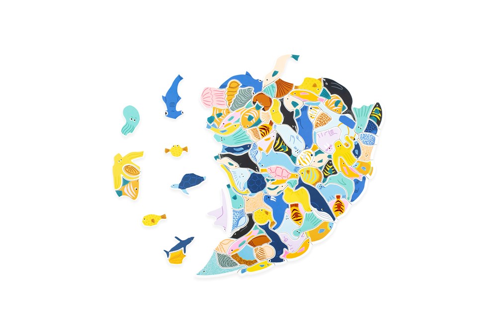 299 Fish (and a diver)