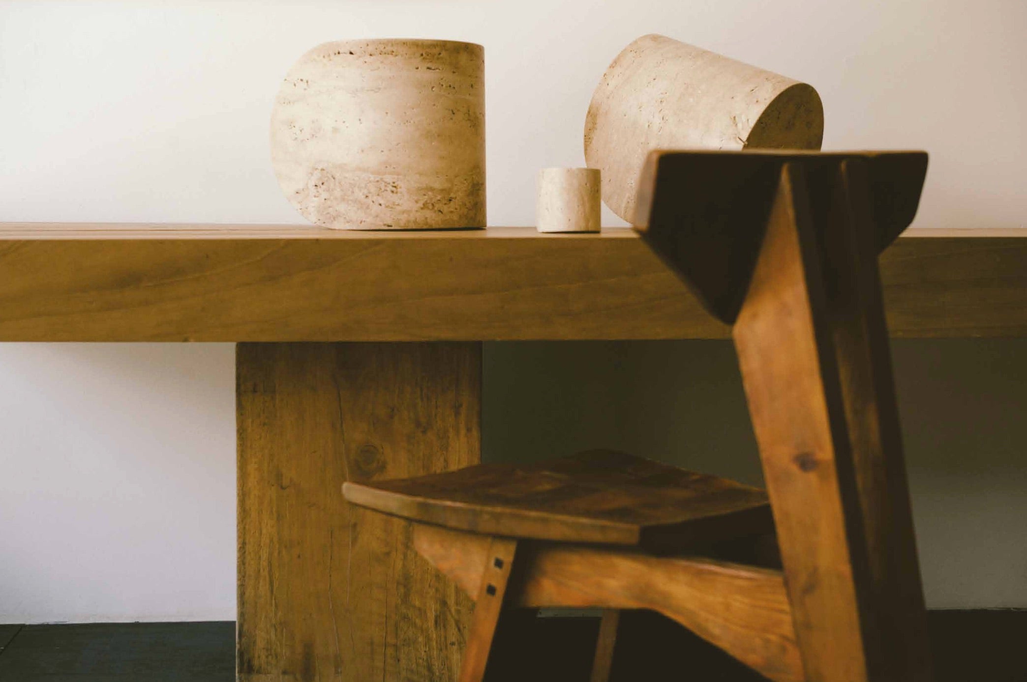 Bea Mombaers - items & interiors