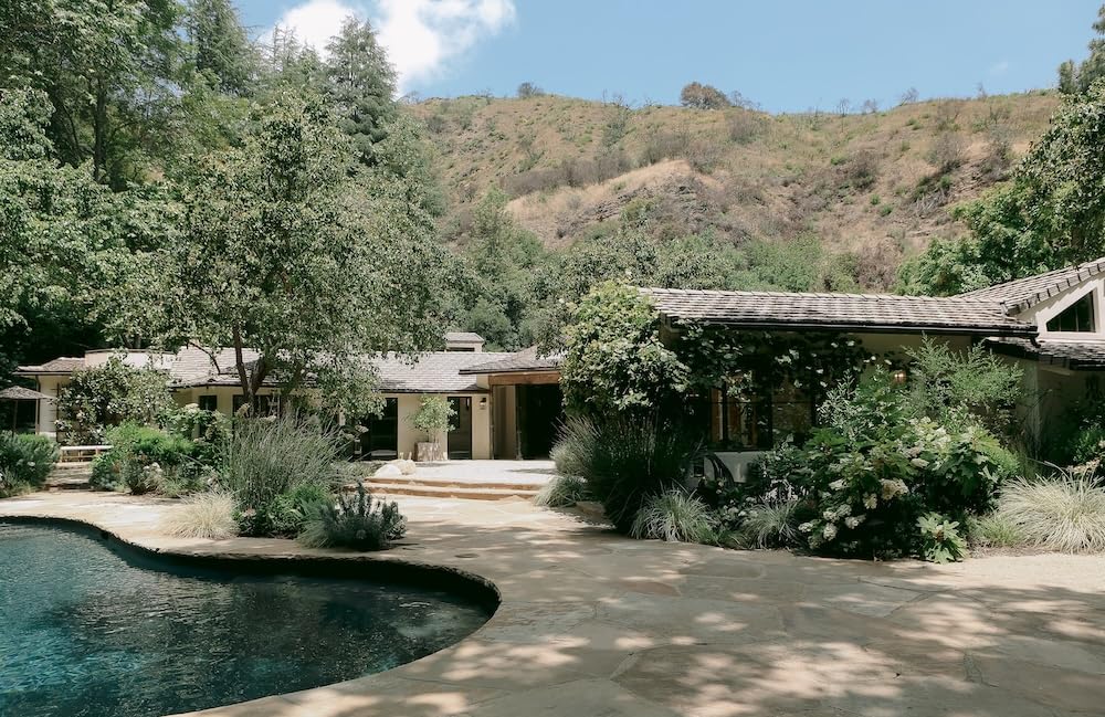 Meridith Baer - The Making of a Home