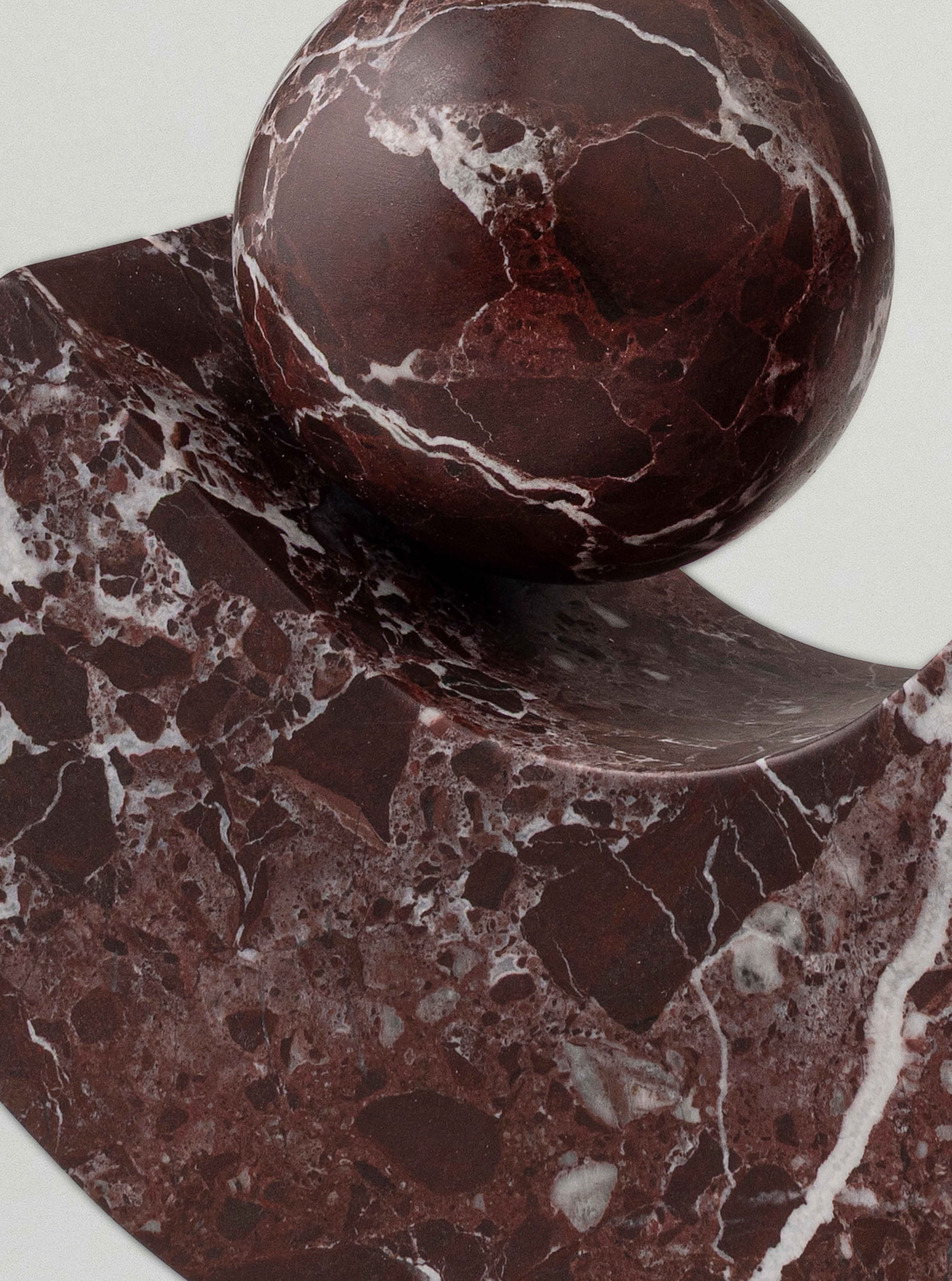 Equi – Rosso Levato