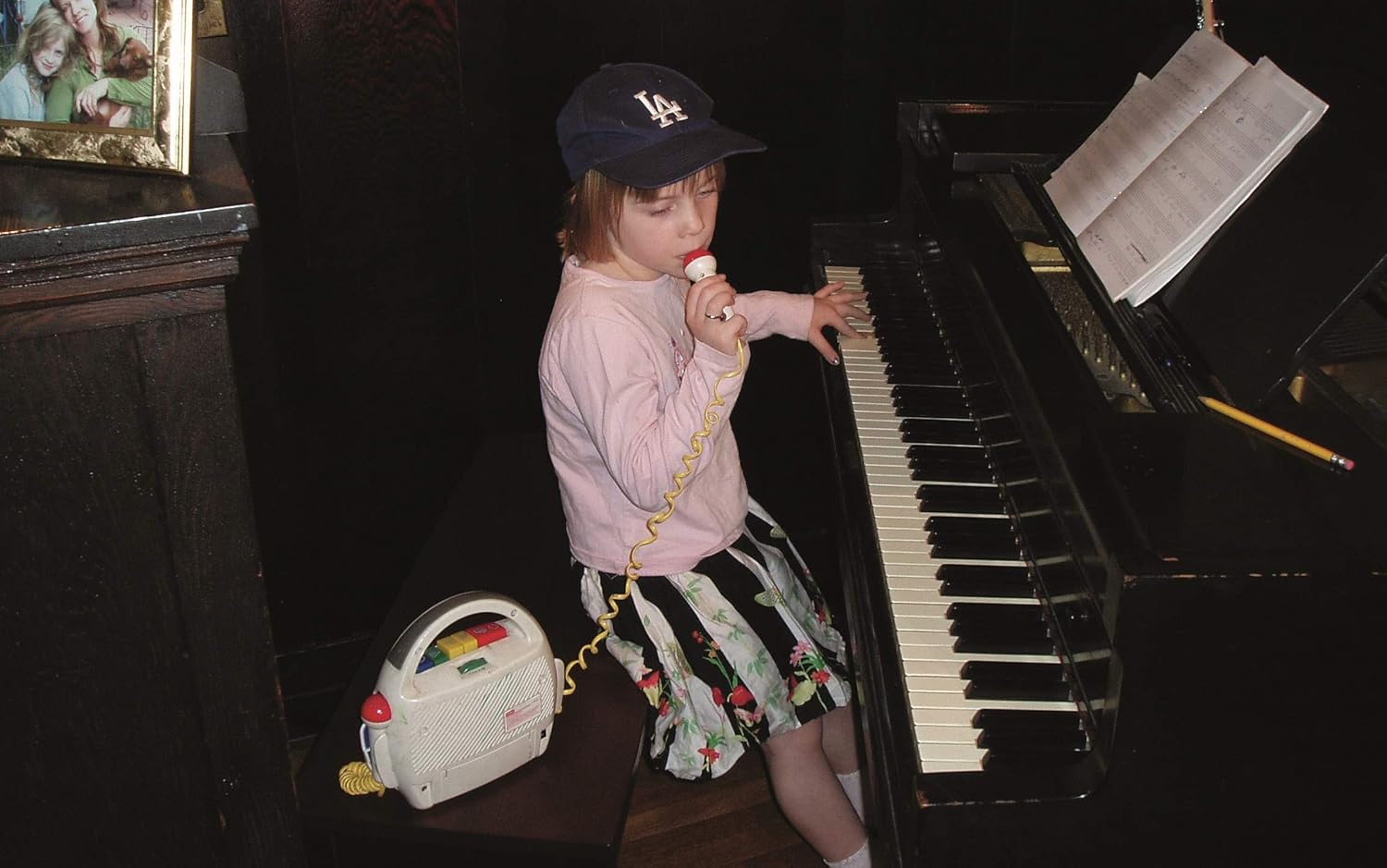 Billie Eilish - The Official Book