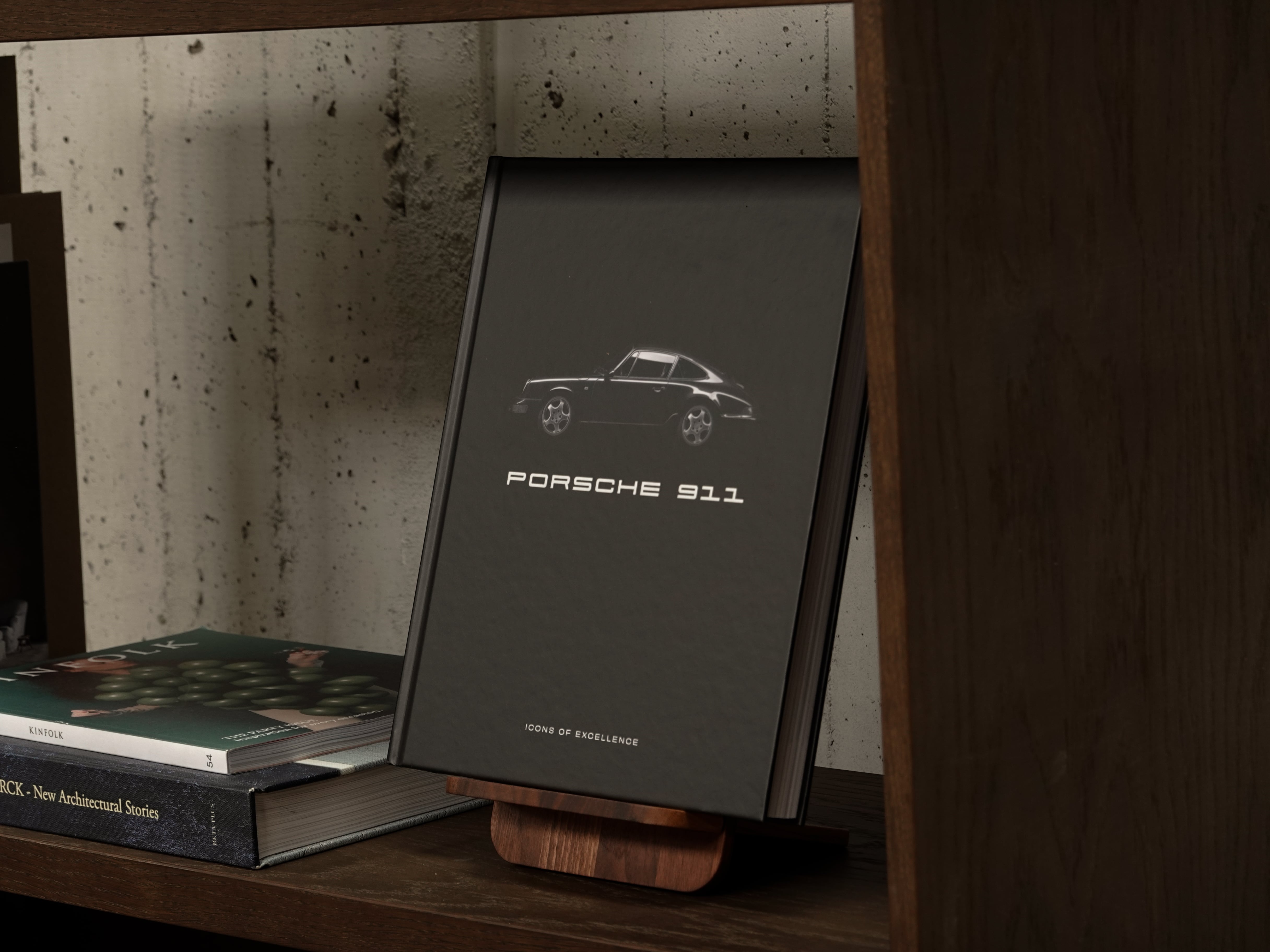 Porsche 911 - Icons of Excellence