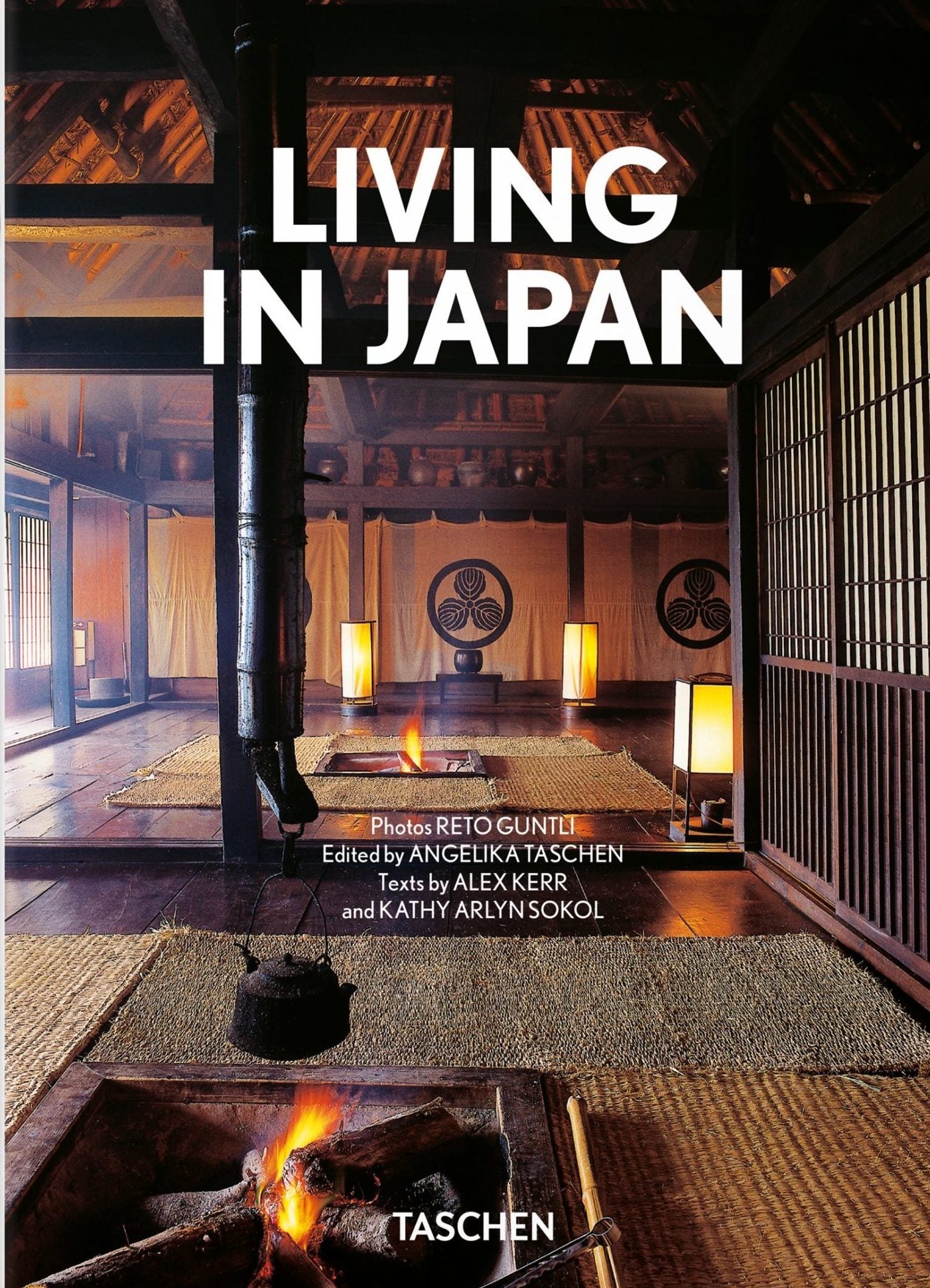 Living in Japan -  40th Edt.