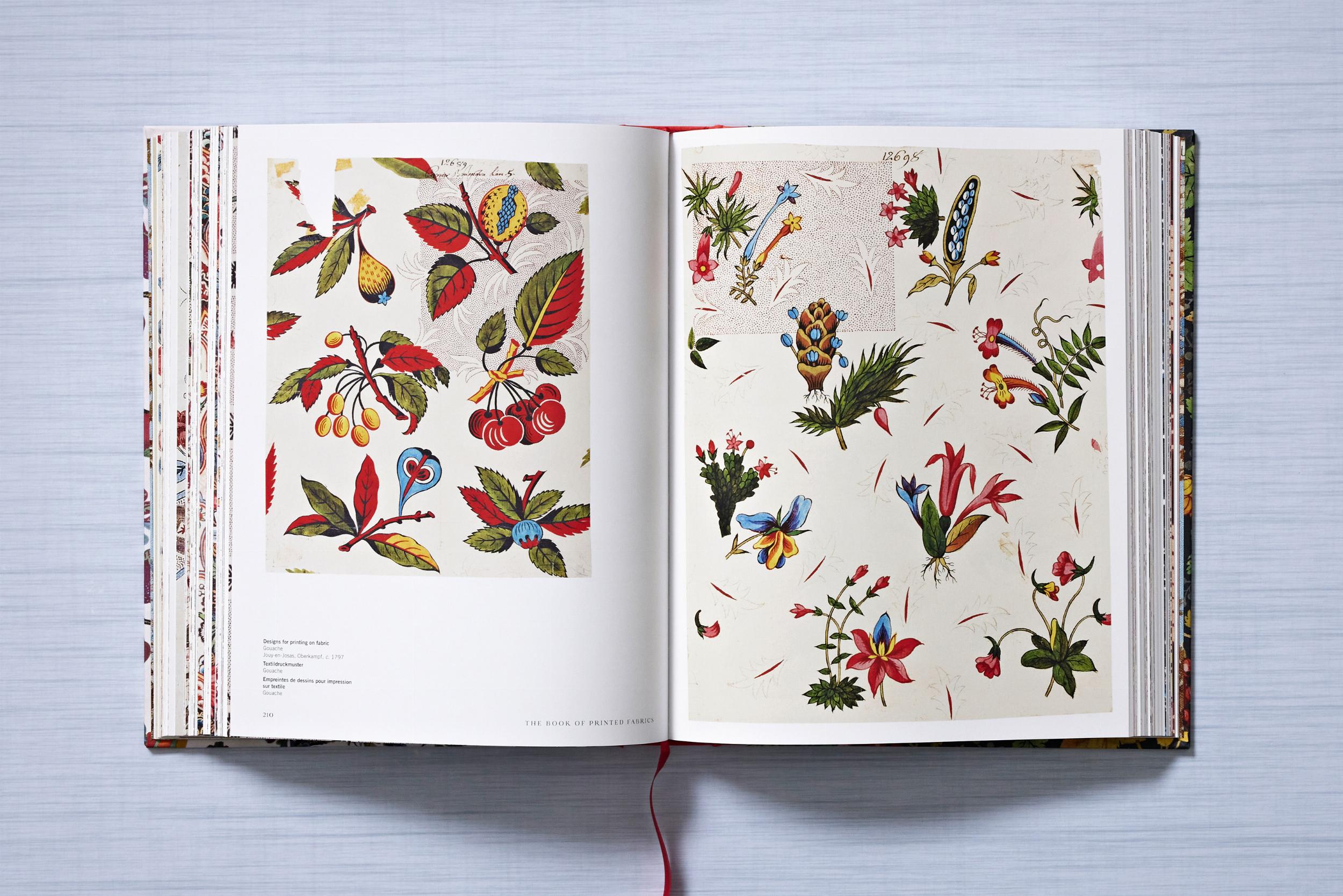 The Book of Printed Fabrics. From the 16th century until today